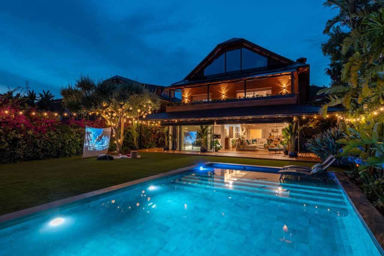 Barcelona'S Tropical Oasis Vila Sant Just Desvern Exterior foto